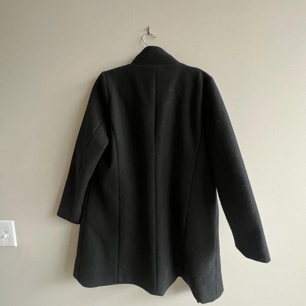 Black short Peacoat - Picture 3 of 3